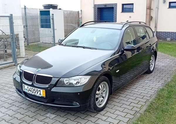 BMW Seria 3 cena 19600 przebieg: 163000, rok produkcji 2006 z Gniezno małe 56